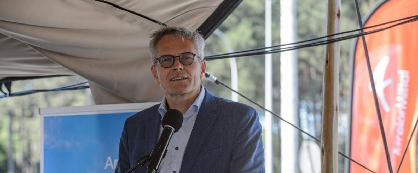 Manfred horizontaal